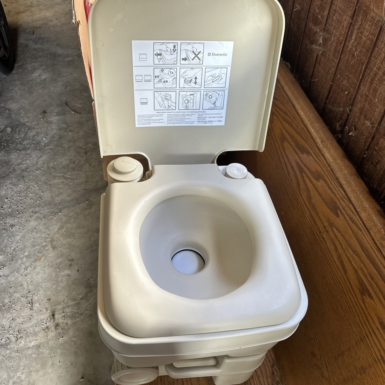 DOMETIC PORTABLE CAMPING POTTY, EUC
