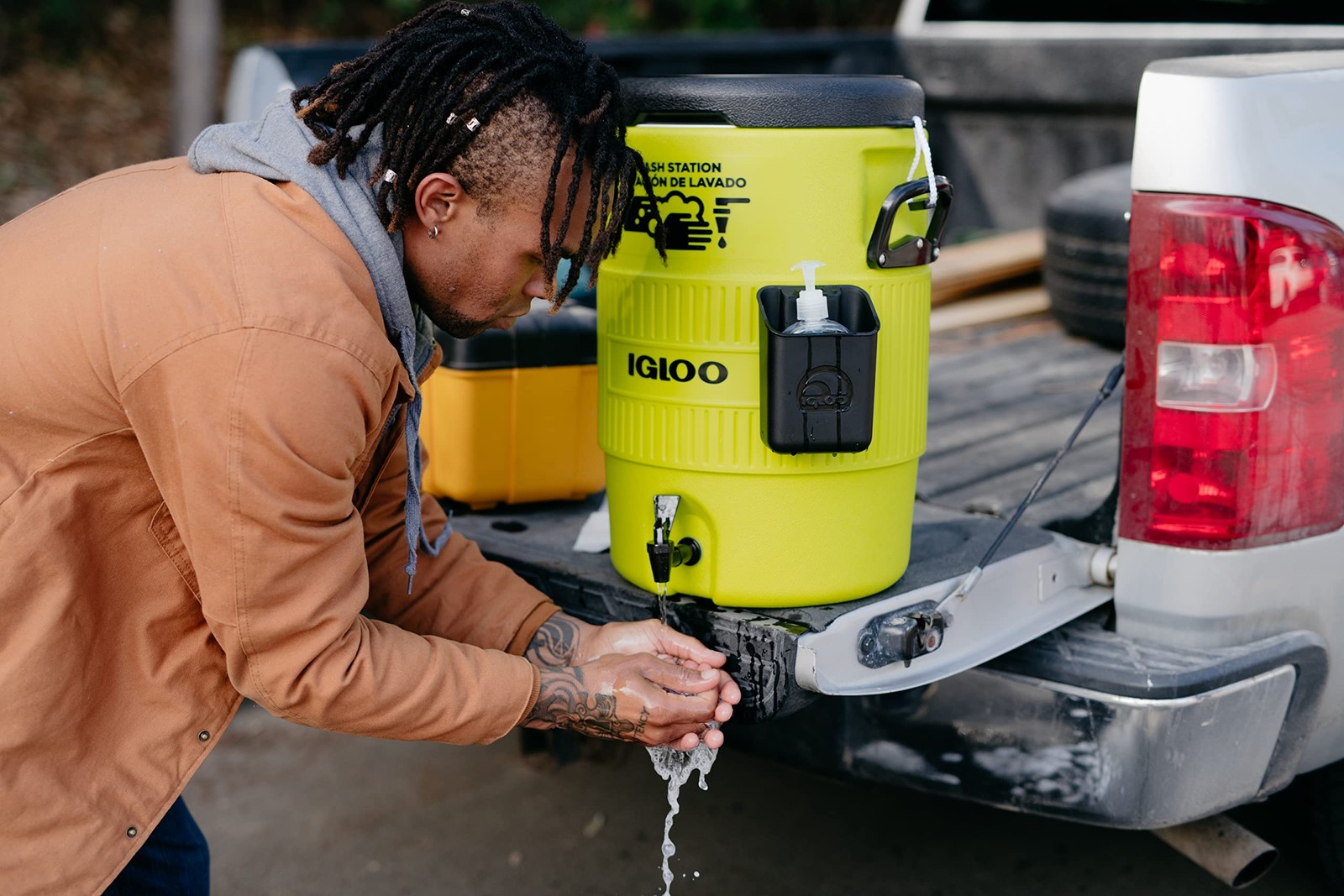 Hardsided Commerical Acid Green 5-Gallon Seat Top Plastic Wash Station