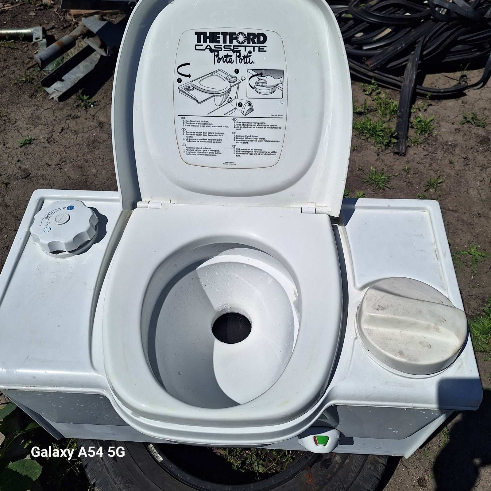 Thetford C4-L COMPLETE SET + Waste Cassette / Wohnwagen Toilette MIT KASSETTE