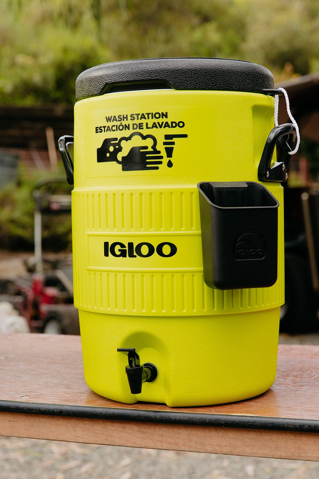 Hardsided Commerical Acid Green 5-Gallon Seat Top Plastic Wash Station