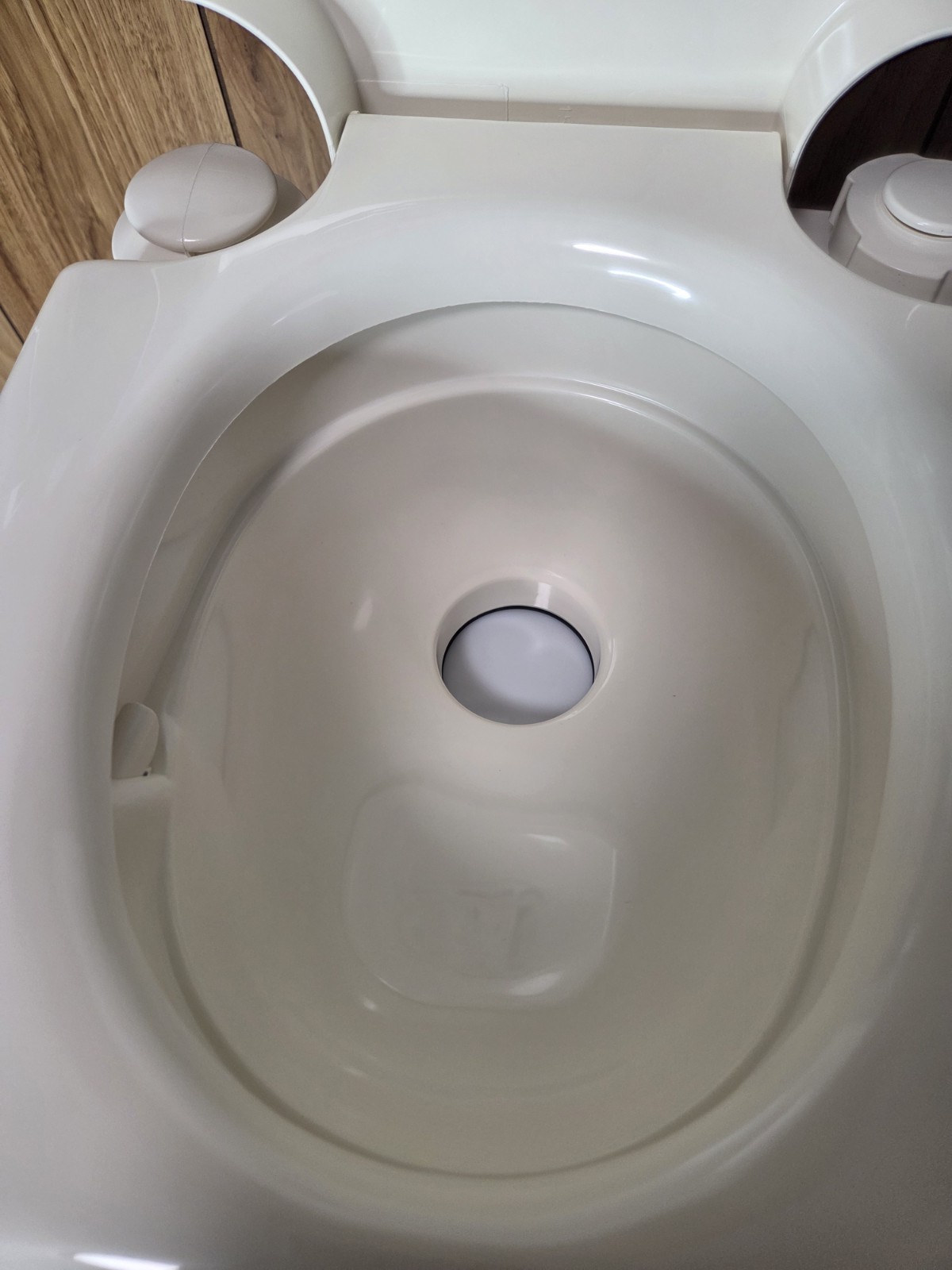 THETFORD PORTA POTTI 155 100 Series USA MADE 2.6 Gallon New Open Box RV Camping